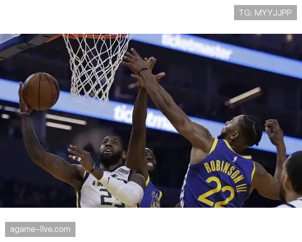 基里连科无球切入与协防改变对手进攻结构